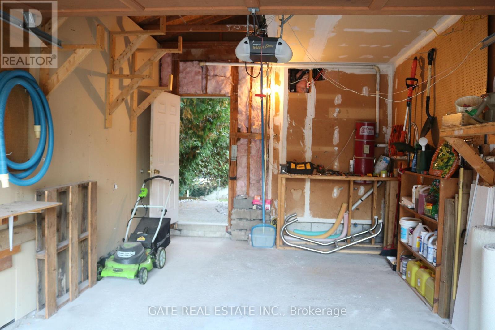 13 Spring Street, Whitchurch-Stouffville, Ontario  L4A 7X1 - Photo 48 - N12459326