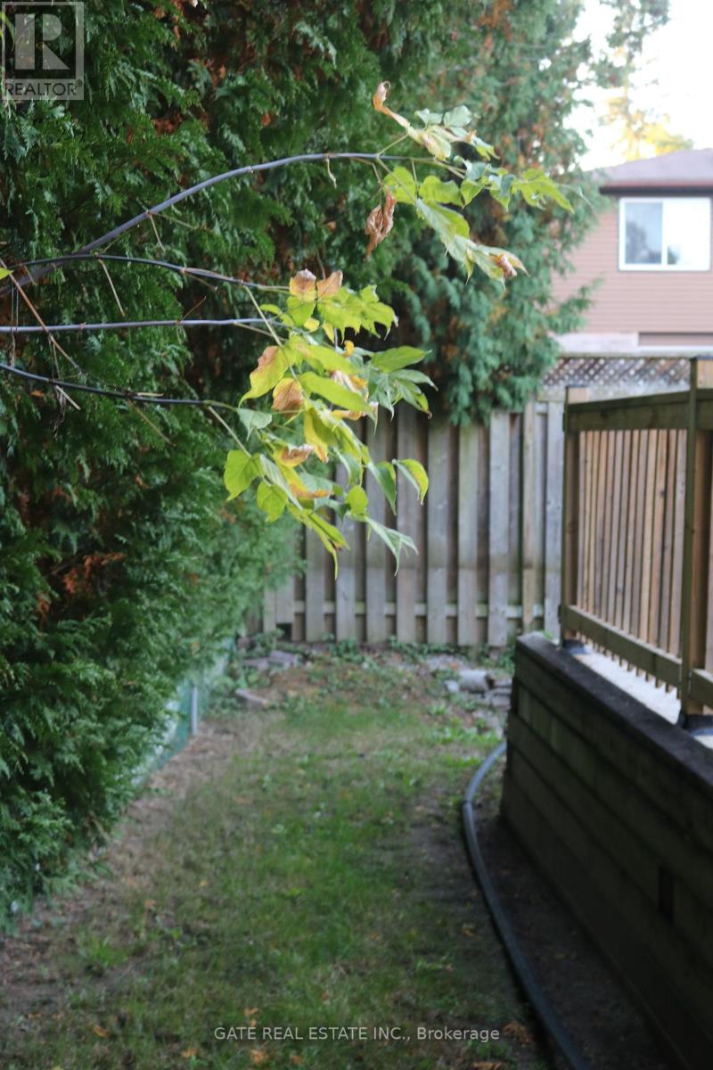 13 Spring Street, Whitchurch-Stouffville, Ontario  L4A 7X1 - Photo 43 - N12459326