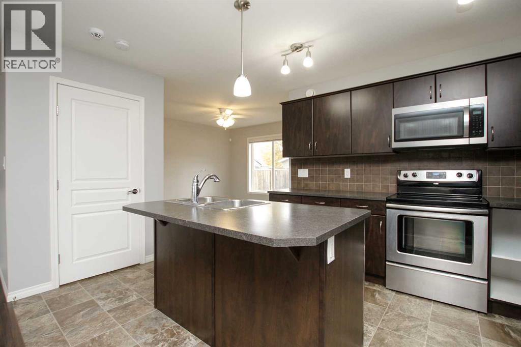 6 Rafferty Court, Sylvan Lake, Alberta  T4S 0K2 - Photo 7 - A2264404