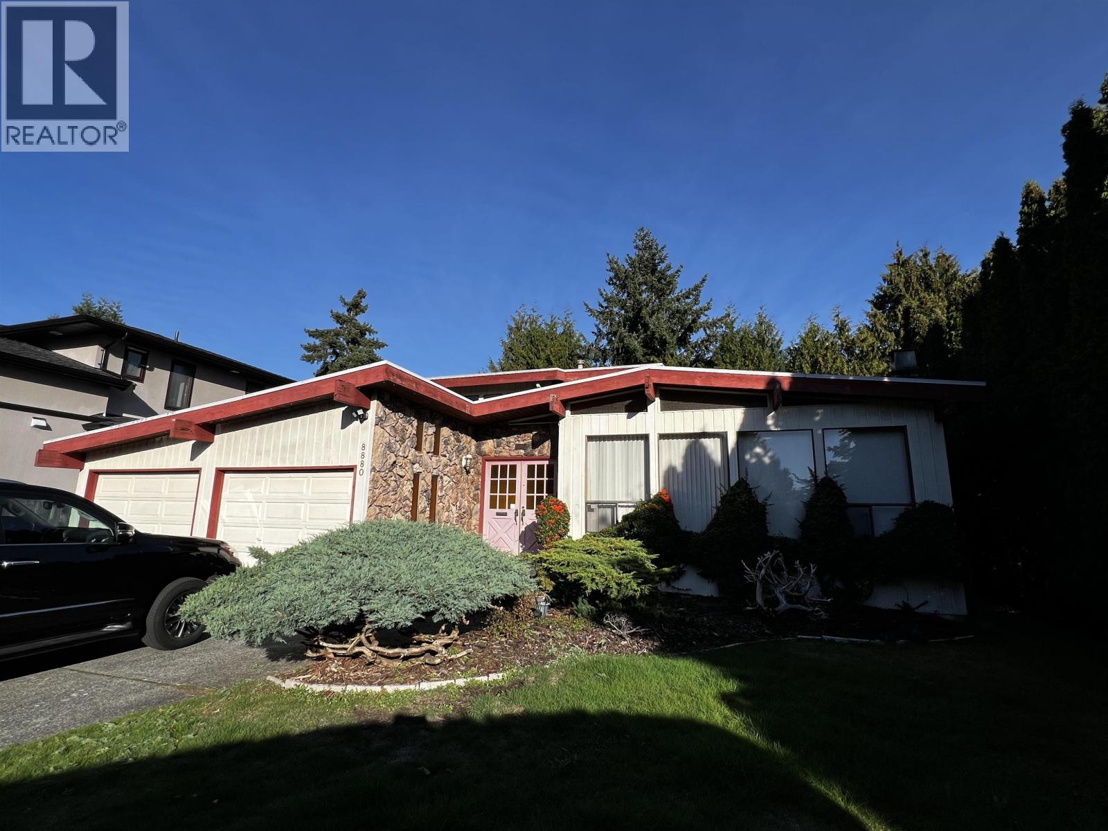 8880 CARMICHAEL STREET, richmond, British Columbia
