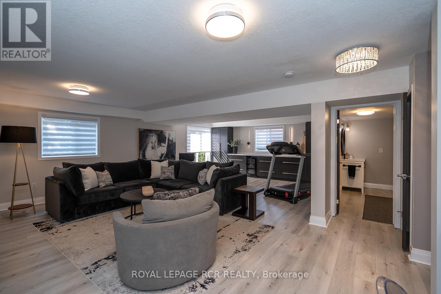 80 Spencer Avenue, Orangeville, Ontario  L9W 5E7 - Photo 23 - W12460541