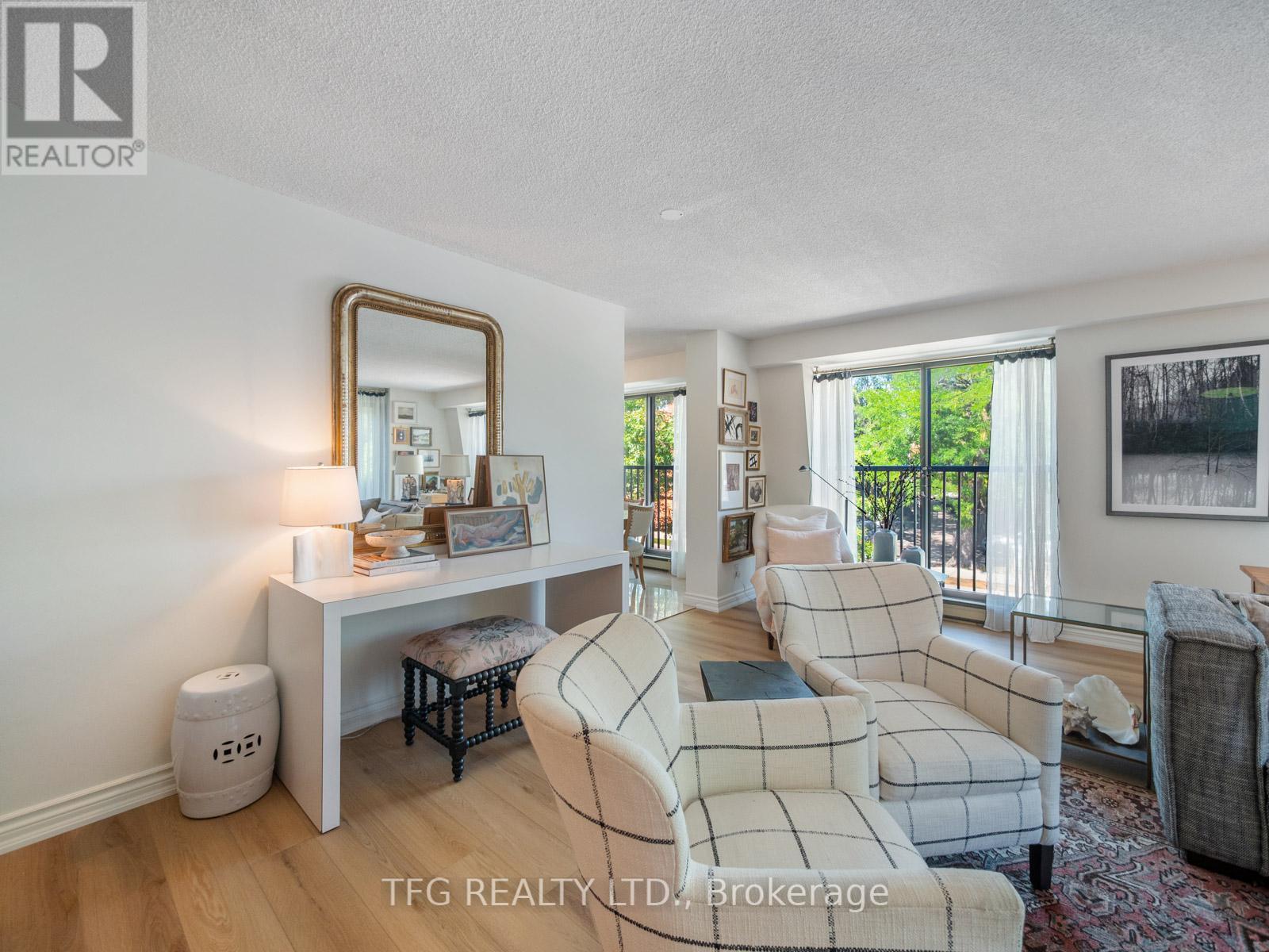 610 - 100 Lakeshore Road E, Oakville, Ontario  L6J 6M9 - Photo 22 - W12461202