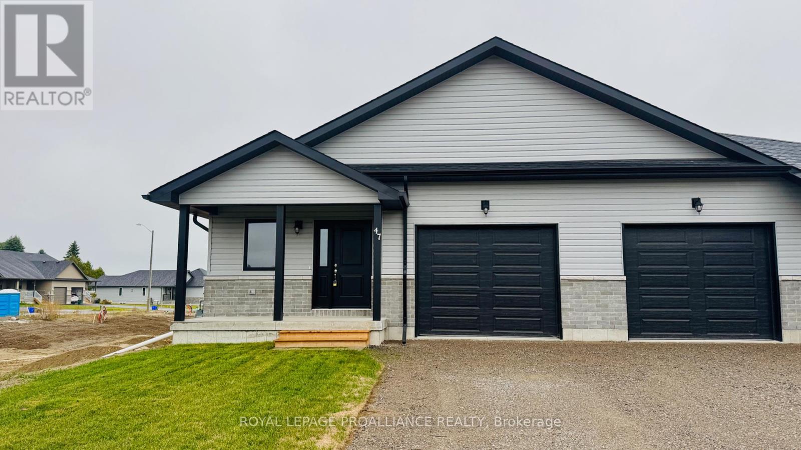47 Mackenzie John Crescent, Brighton, Ontario  K0K 1H0 - Photo 3 - X12328237