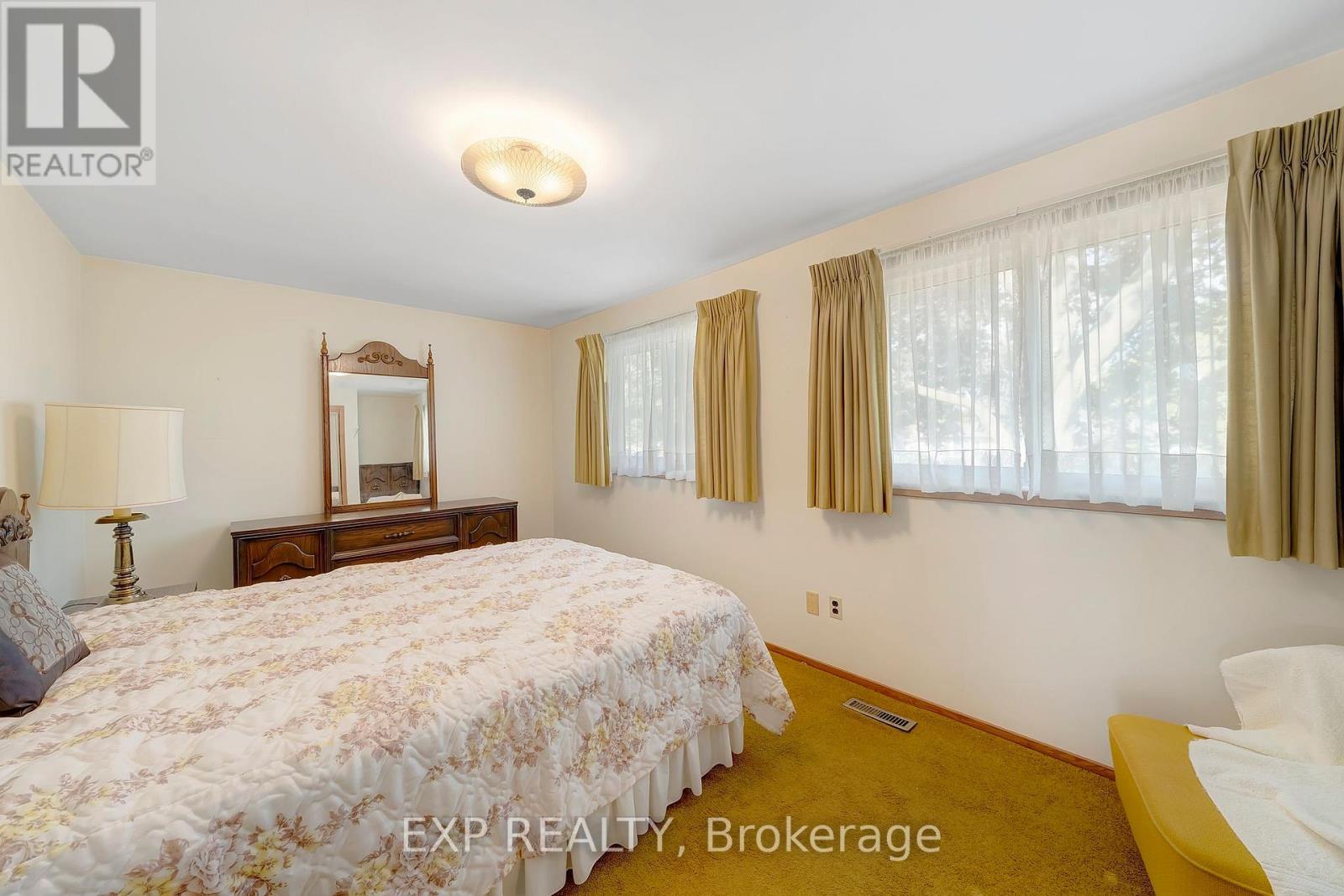 628 Scott Street, St. Catharines, Ontario  L2M 3X8 - Photo 18 - X12461918