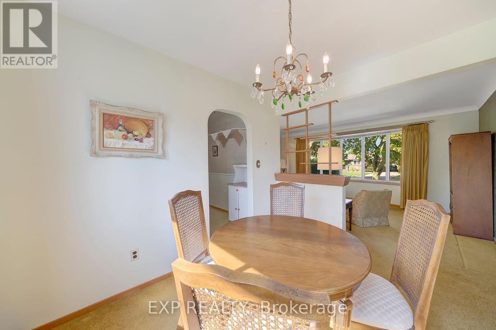 628 Scott Street, St. Catharines, Ontario  L2M 3X8 - Photo 9 - X12461918