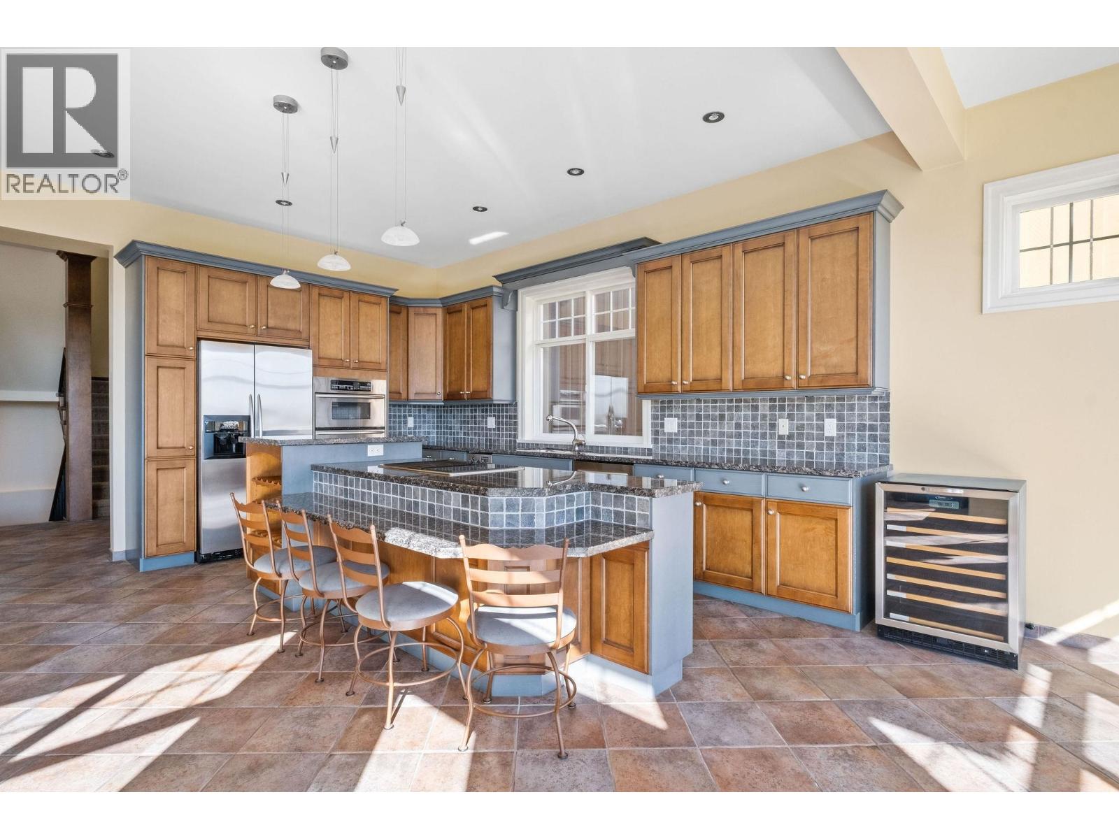 3233 Chartwell Lane, Coquitlam, British Columbia  V3E 3N1 - Photo 10 - R3058302