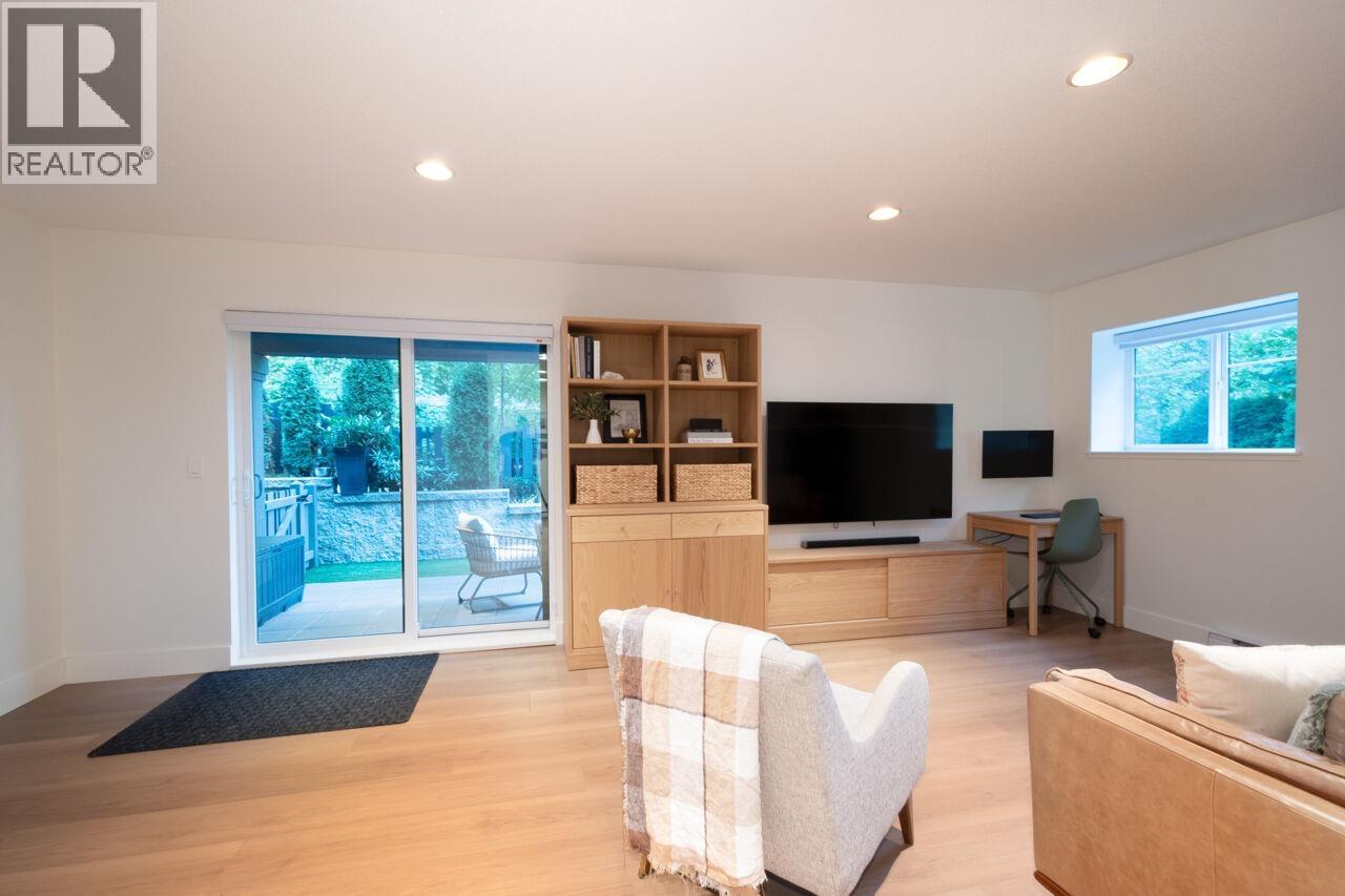 23 3306 Princeton Avenue, Coquitlam, British Columbia  V3E 0M9 - Photo 28 - R3058333