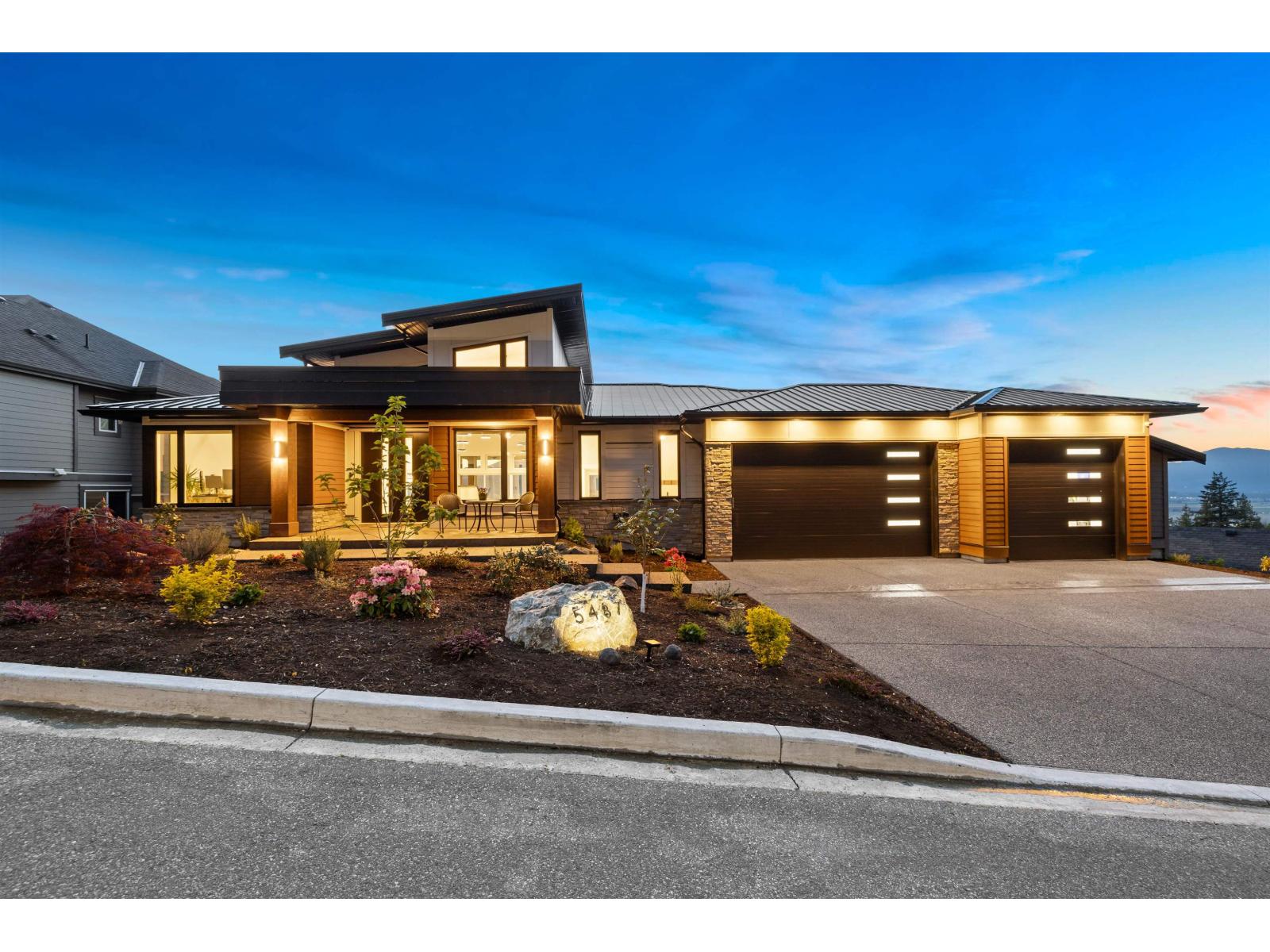 5487 MACLACHLAN PLACE|Promontory, Chilliwack, British Columbia