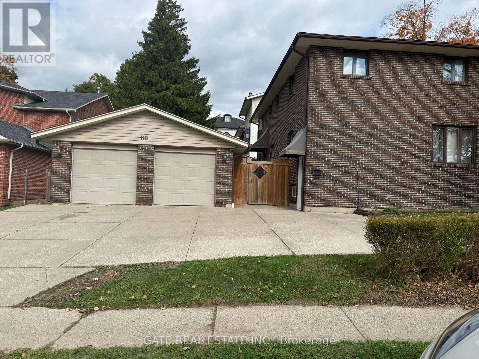 60 Scott Street, Brampton, Ontario  L6V 1S3 - Photo 3 - W12442386