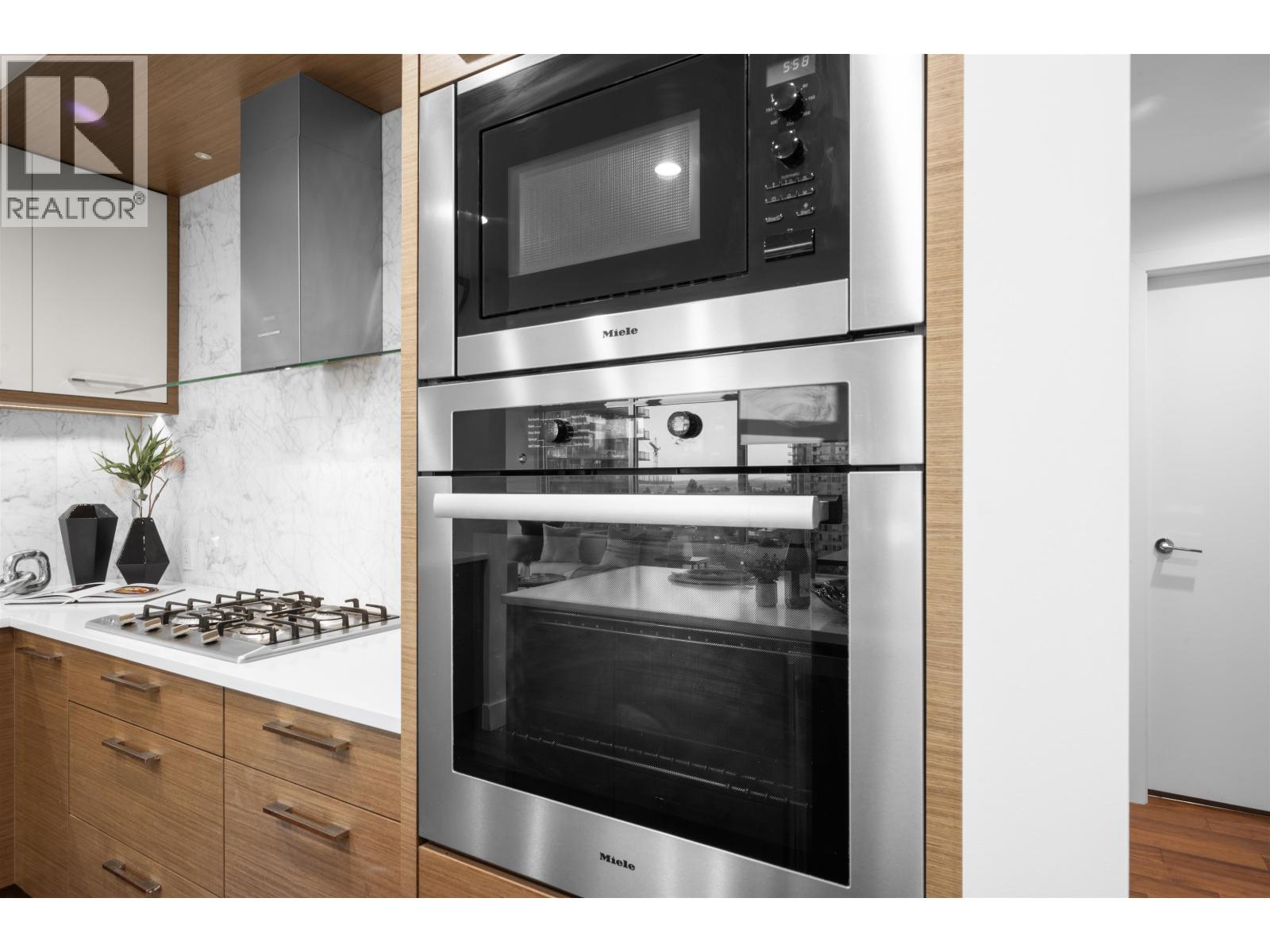 1005 4360 Beresford Street, Burnaby, British Columbia  V5H 0G2 - Photo 8 - R3058408