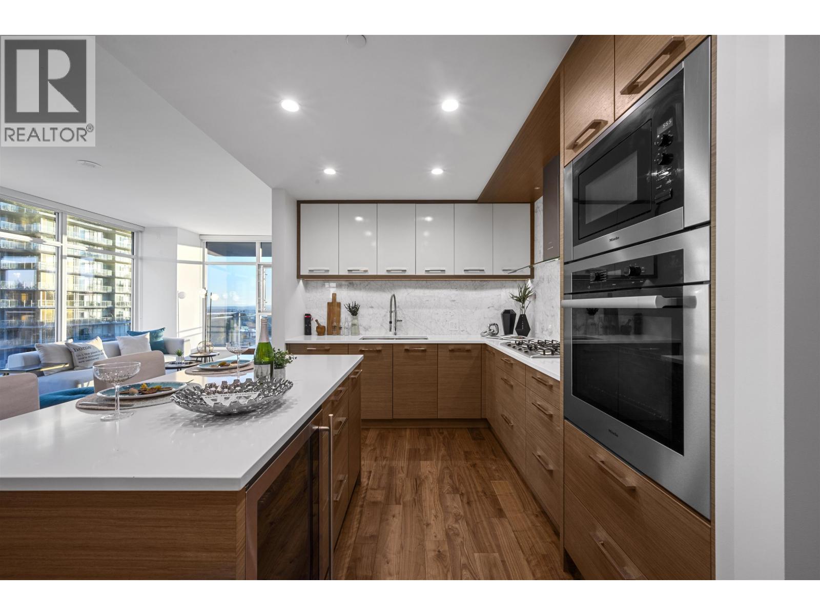1005 4360 Beresford Street, Burnaby, British Columbia  V5H 0G2 - Photo 5 - R3058408