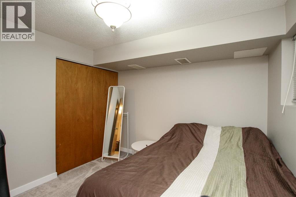 5 Eagle Road, Lacombe, Alberta  T4L 1R3 - Photo 36 - A2262902