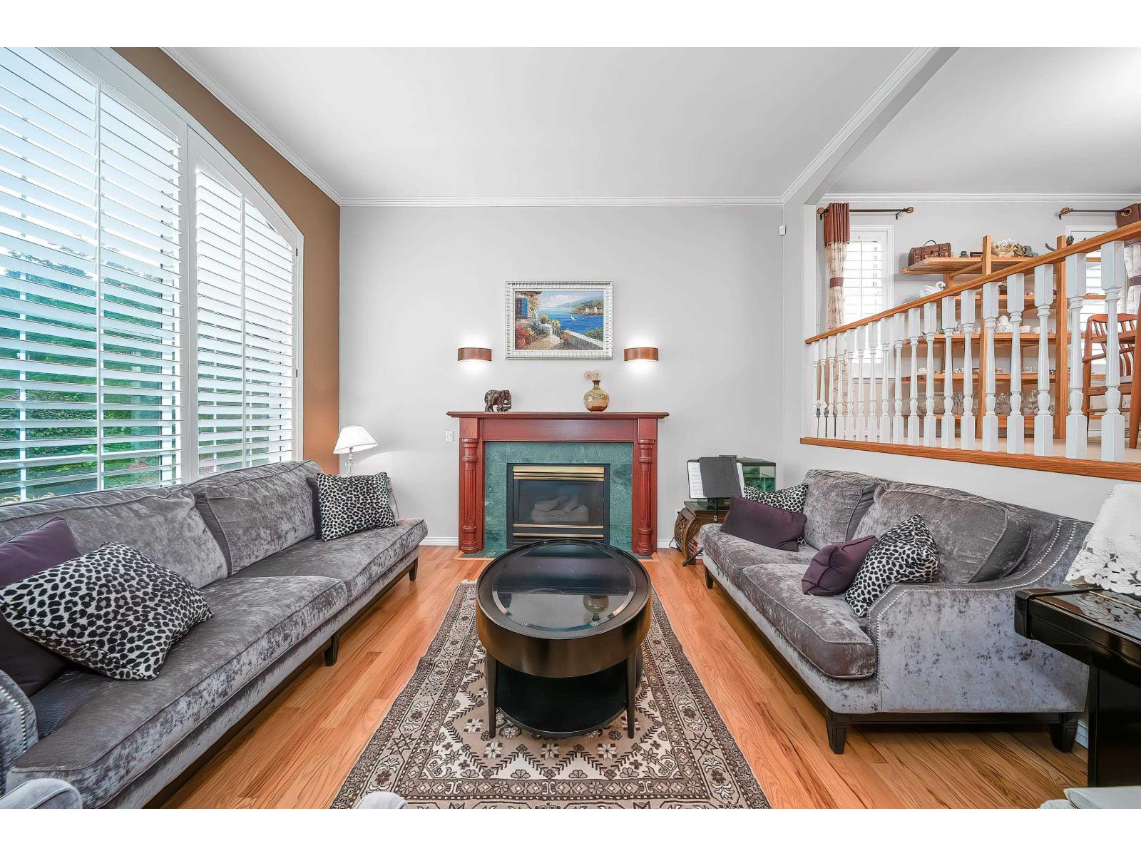 14872 25a Avenue, Surrey, British Columbia  V4P 1N8 - Photo 3 - R3058096