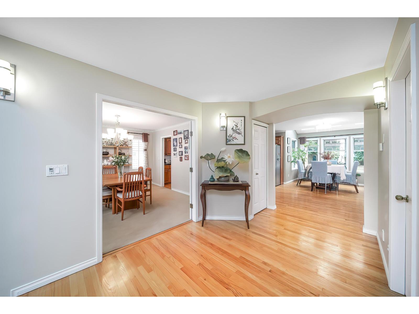 14872 25a Avenue, Surrey, British Columbia  V4P 1N8 - Photo 11 - R3058096