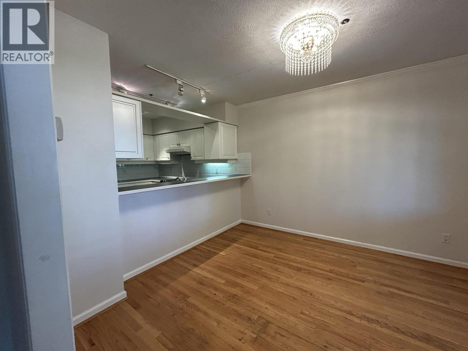 2358 W 6th Avenue, Vancouver, British Columbia  V6K 1V9 - Photo 9 - R3057900