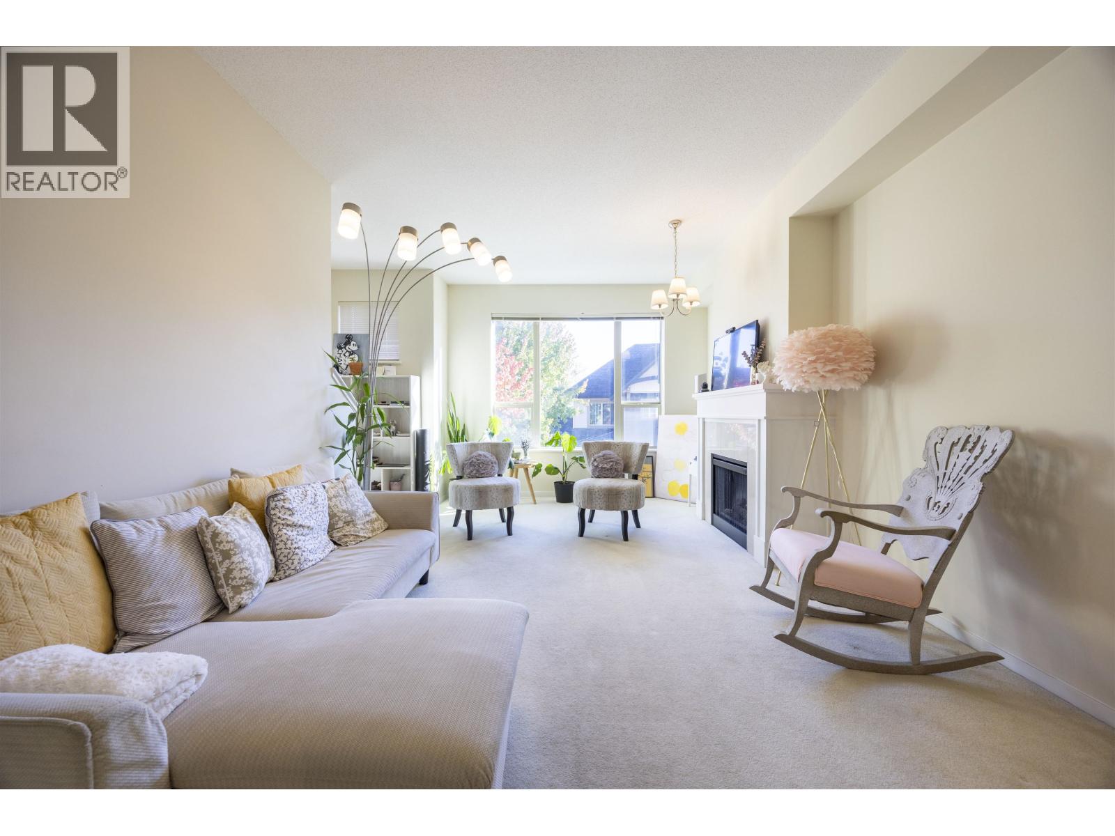 211 3105 Dayanee Springs Boulevard, Coquitlam, British Columbia  V3E 0C2 - Photo 6 - R3058338