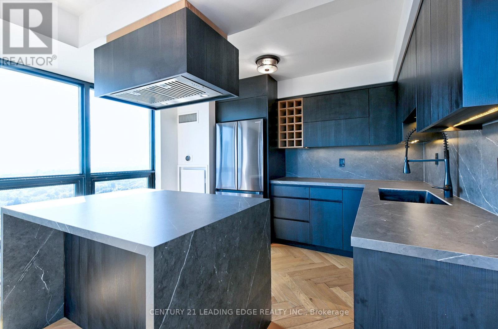 2704 - 155 Legion Road N, Toronto, Ontario  M8Y 0A7 - Photo 2 - W12461629