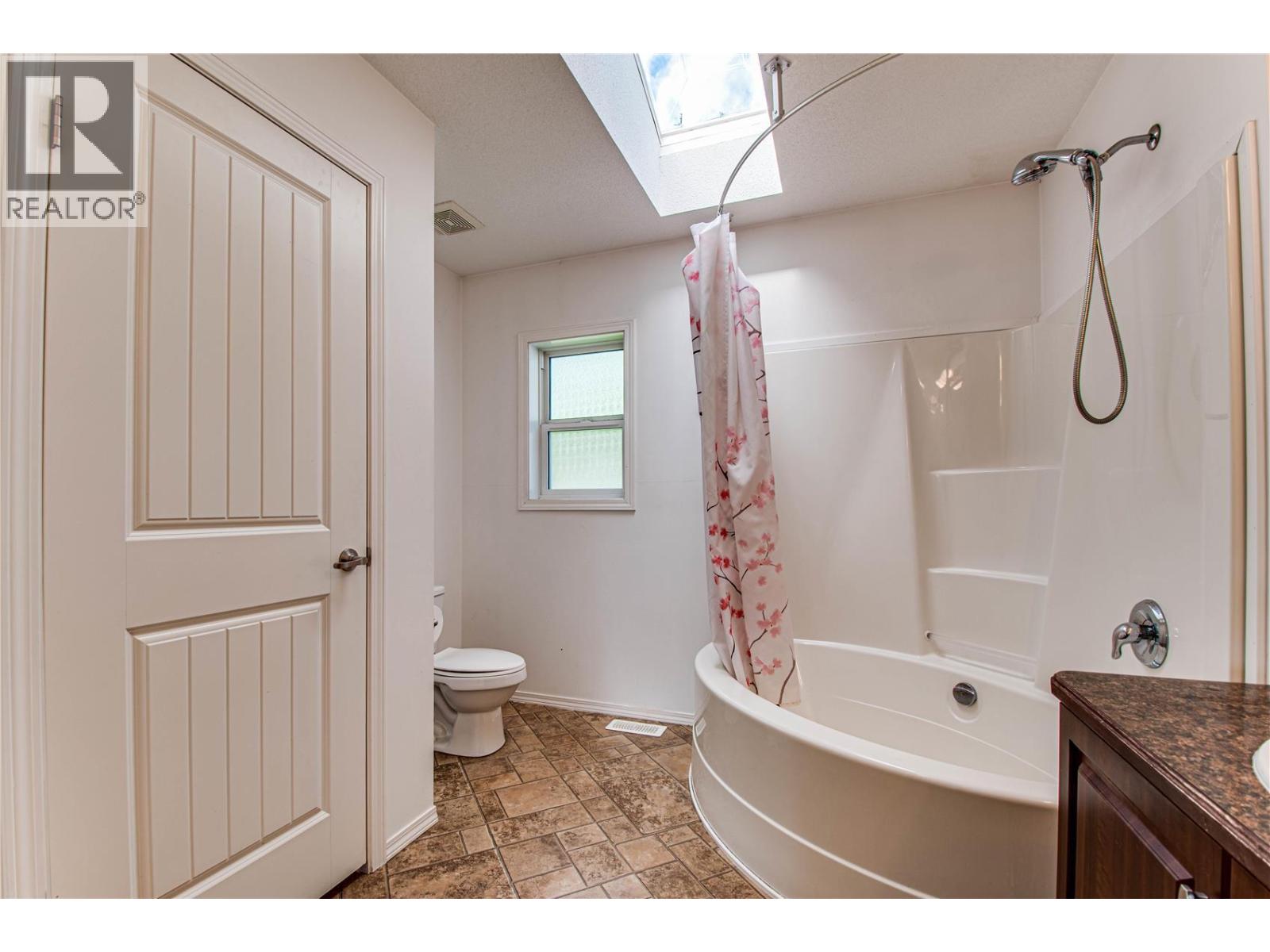 31 Violet Road, Grindrod, British Columbia  V0E 1Y0 - Photo 27 - 10364704