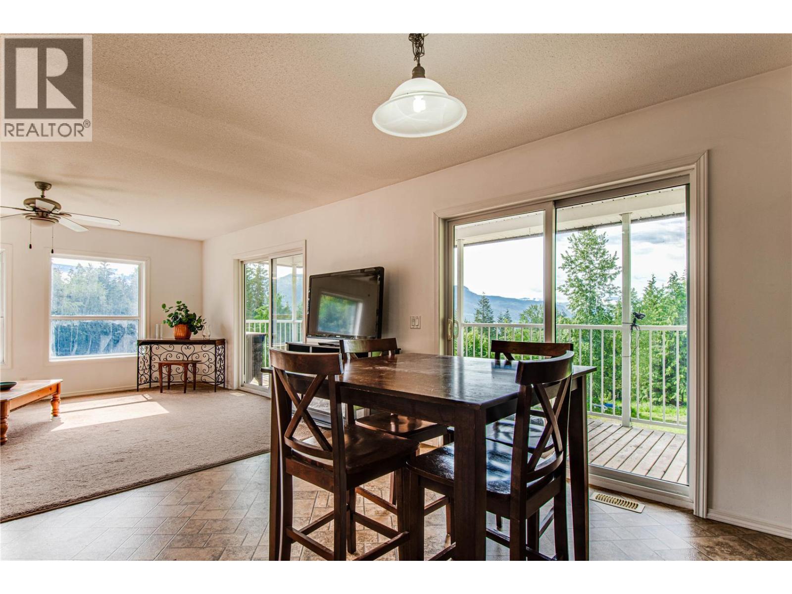 31 Violet Road, Grindrod, British Columbia  V0E 1Y0 - Photo 15 - 10364704