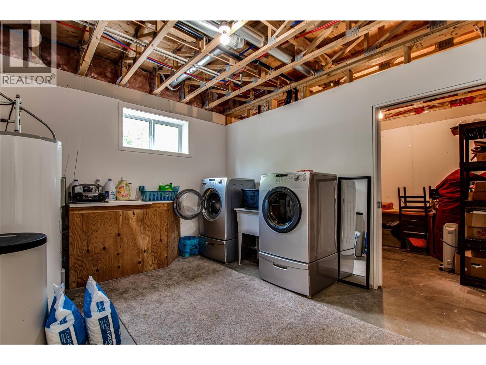 31 Violet Road, Grindrod, British Columbia  V0E 1Y0 - Photo 36 - 10364704