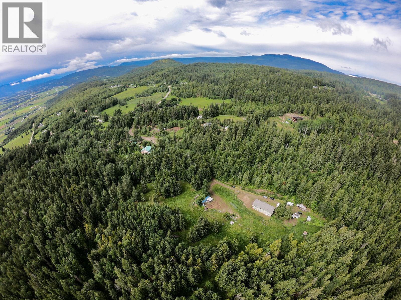 31 Violet Road, Grindrod, British Columbia  V0E 1Y0 - Photo 54 - 10364704