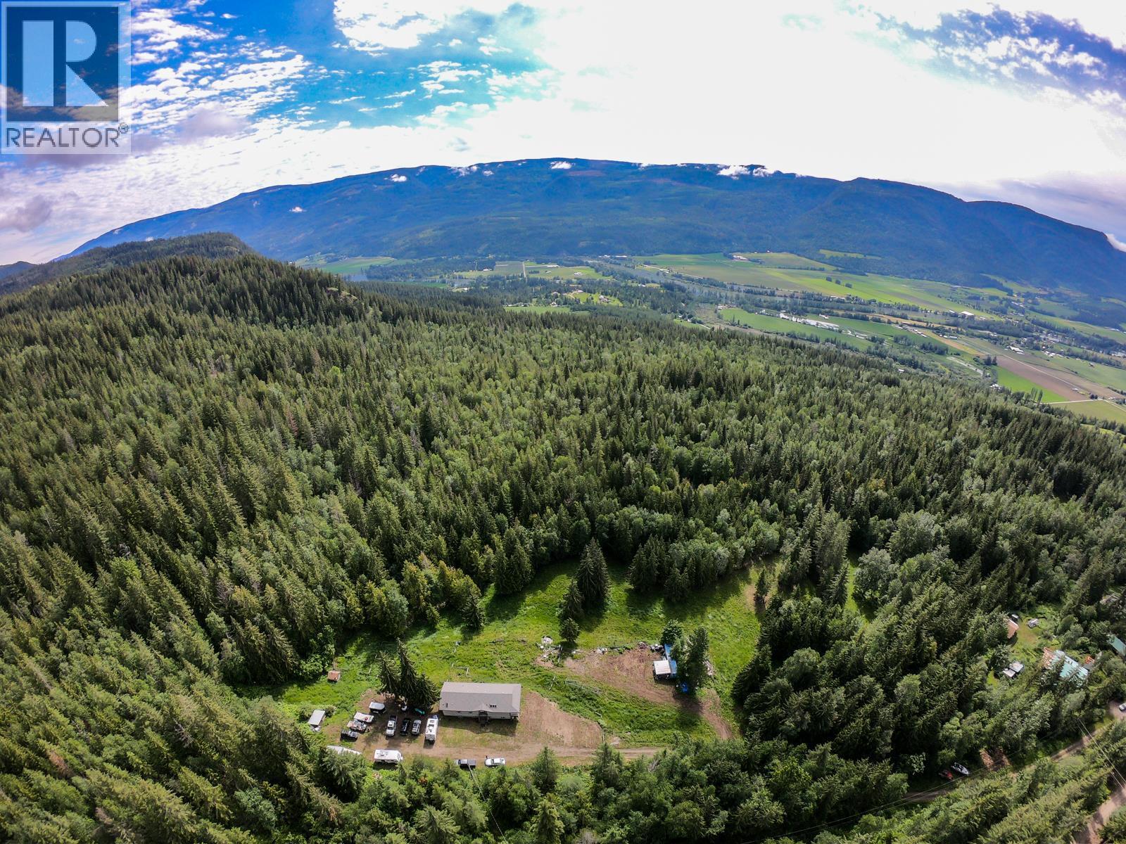 31 Violet Road, Grindrod, British Columbia  V0E 1Y0 - Photo 50 - 10364704