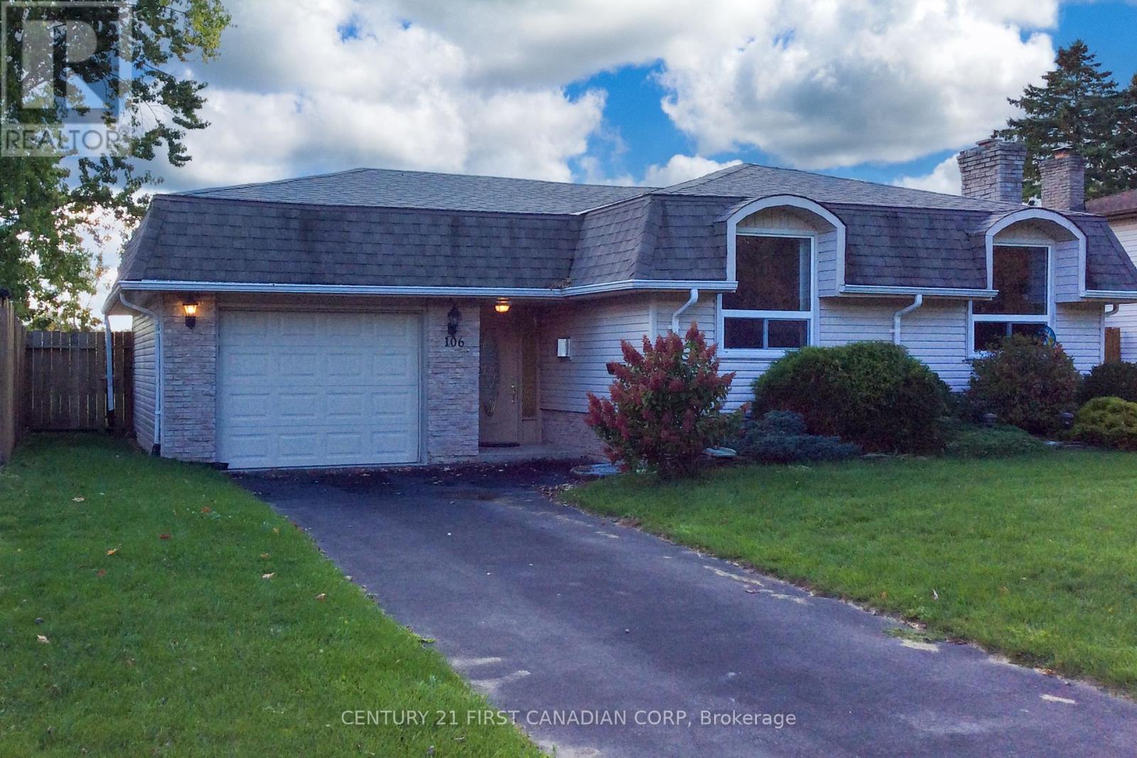106 Angelo Drive, West Elgin, Ontario  N0L 2P0 - Photo 2 - X12461950