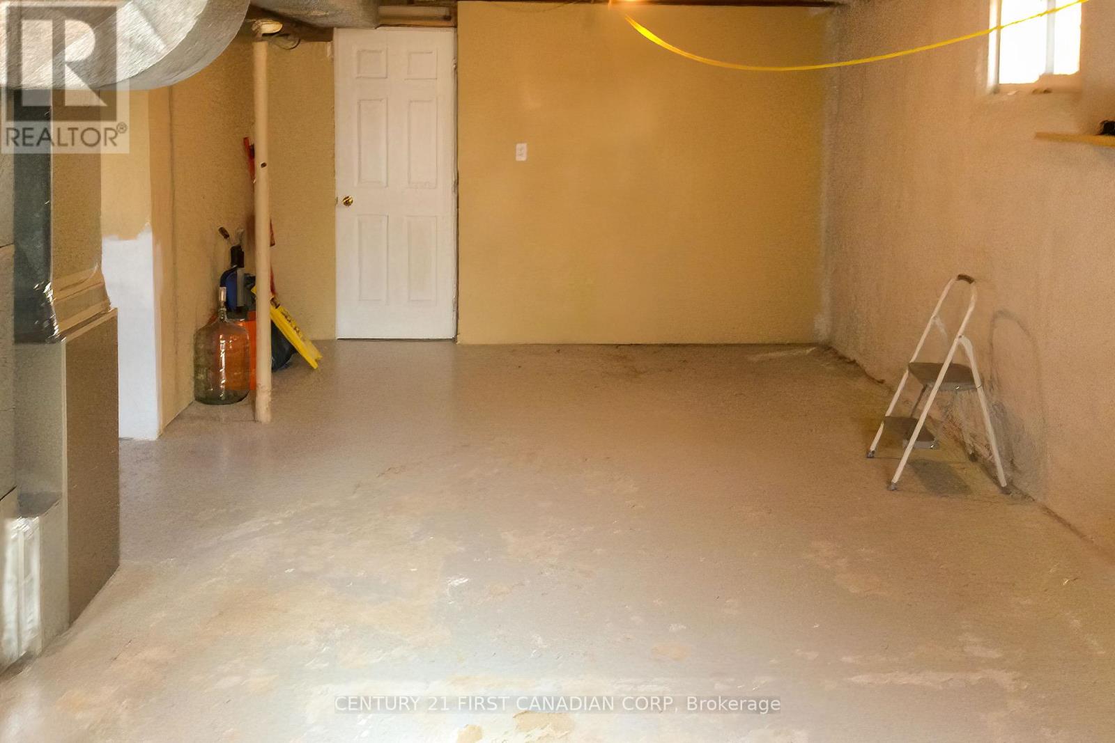 106 Angelo Drive, West Elgin, Ontario  N0L 2P0 - Photo 35 - X12461950