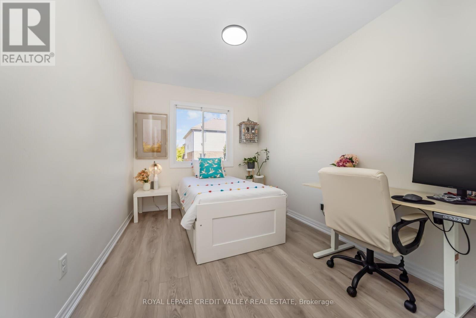 58 Rockcliffe Drive, Kitchener, Ontario  N2R 1W5 - Photo 24 - X12440305