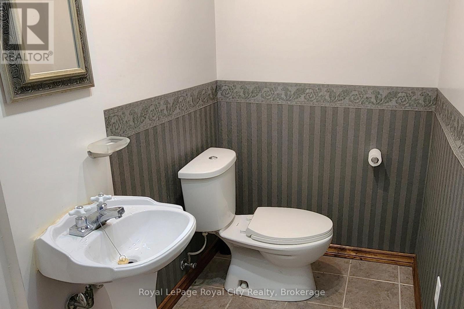 11 Rodgers Road, Guelph (Kortright West), Ontario  N1G 4V5 - Photo 18 - X12461954