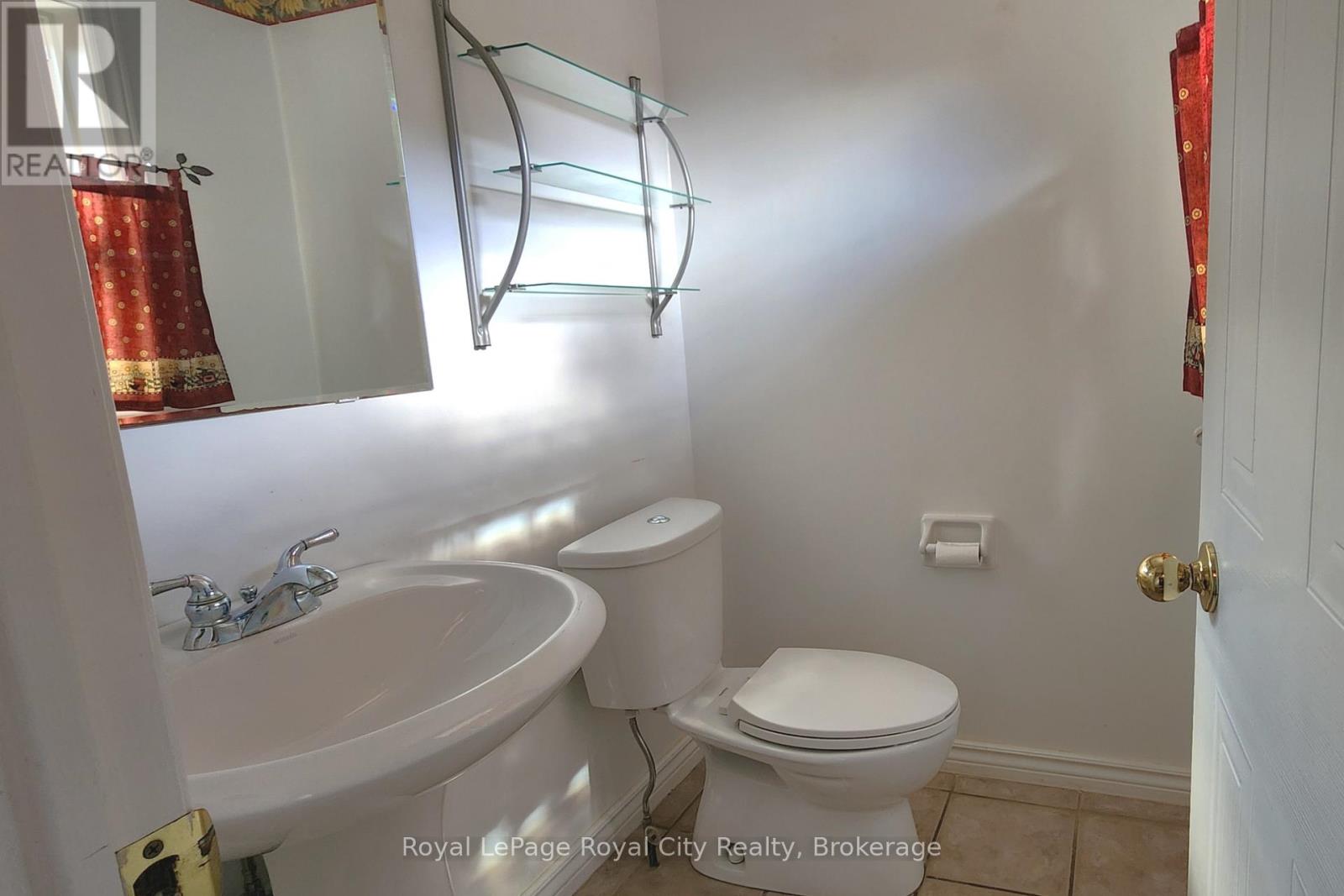 11 Rodgers Road, Guelph (Kortright West), Ontario  N1G 4V5 - Photo 6 - X12461954