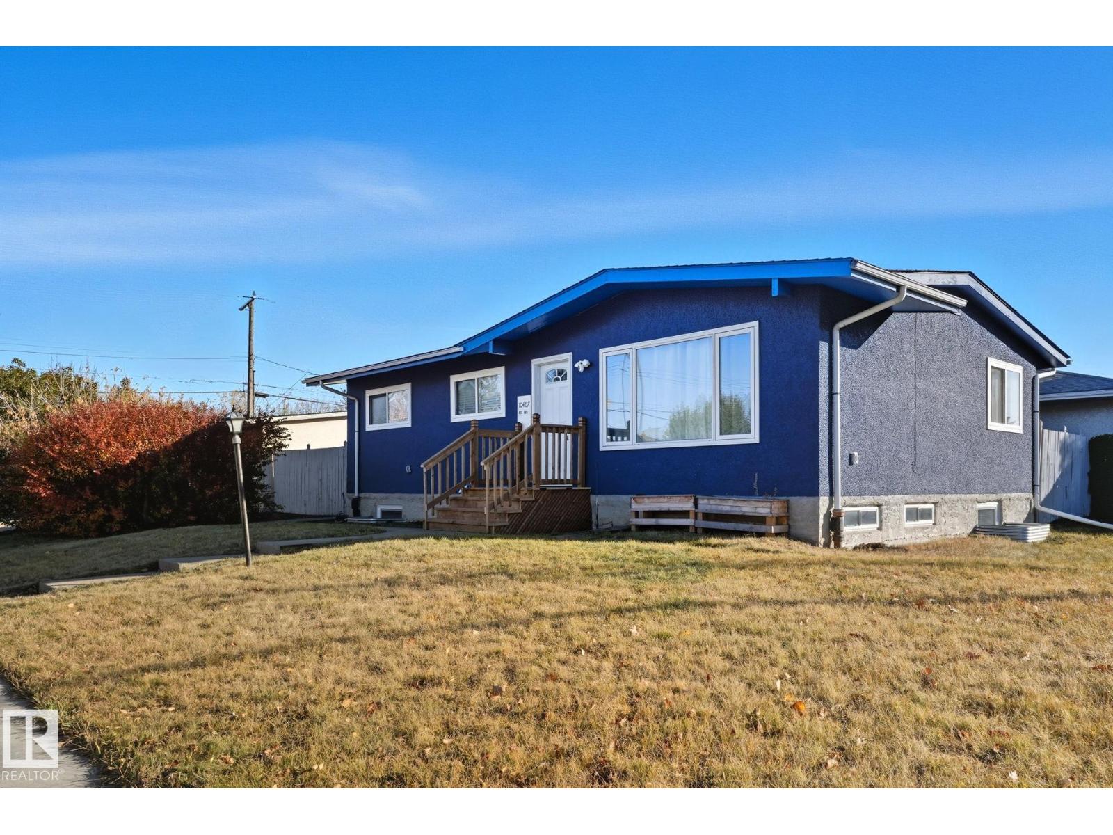 10407 136 Ave Nw, Edmonton, Alberta  T5E 1N2 - Photo 2 - E4462083