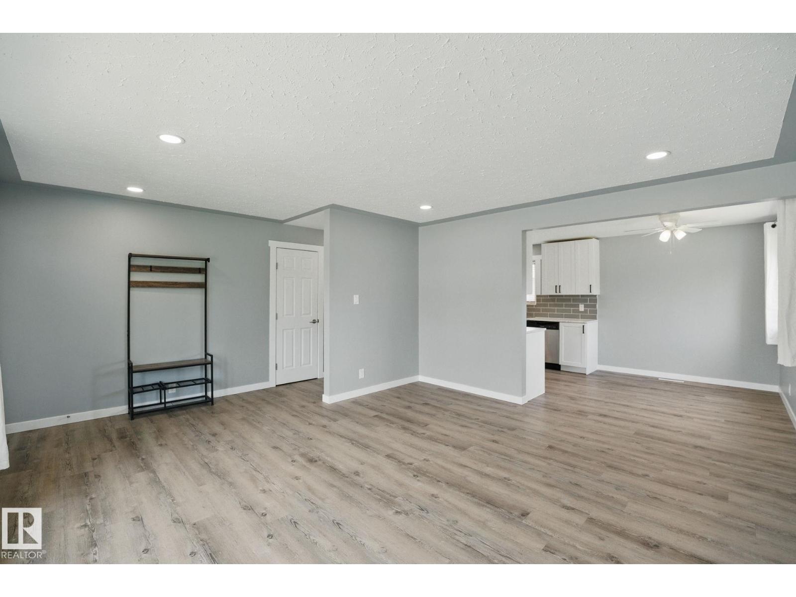 10407 136 Ave Nw, Edmonton, Alberta  T5E 1N2 - Photo 7 - E4462083