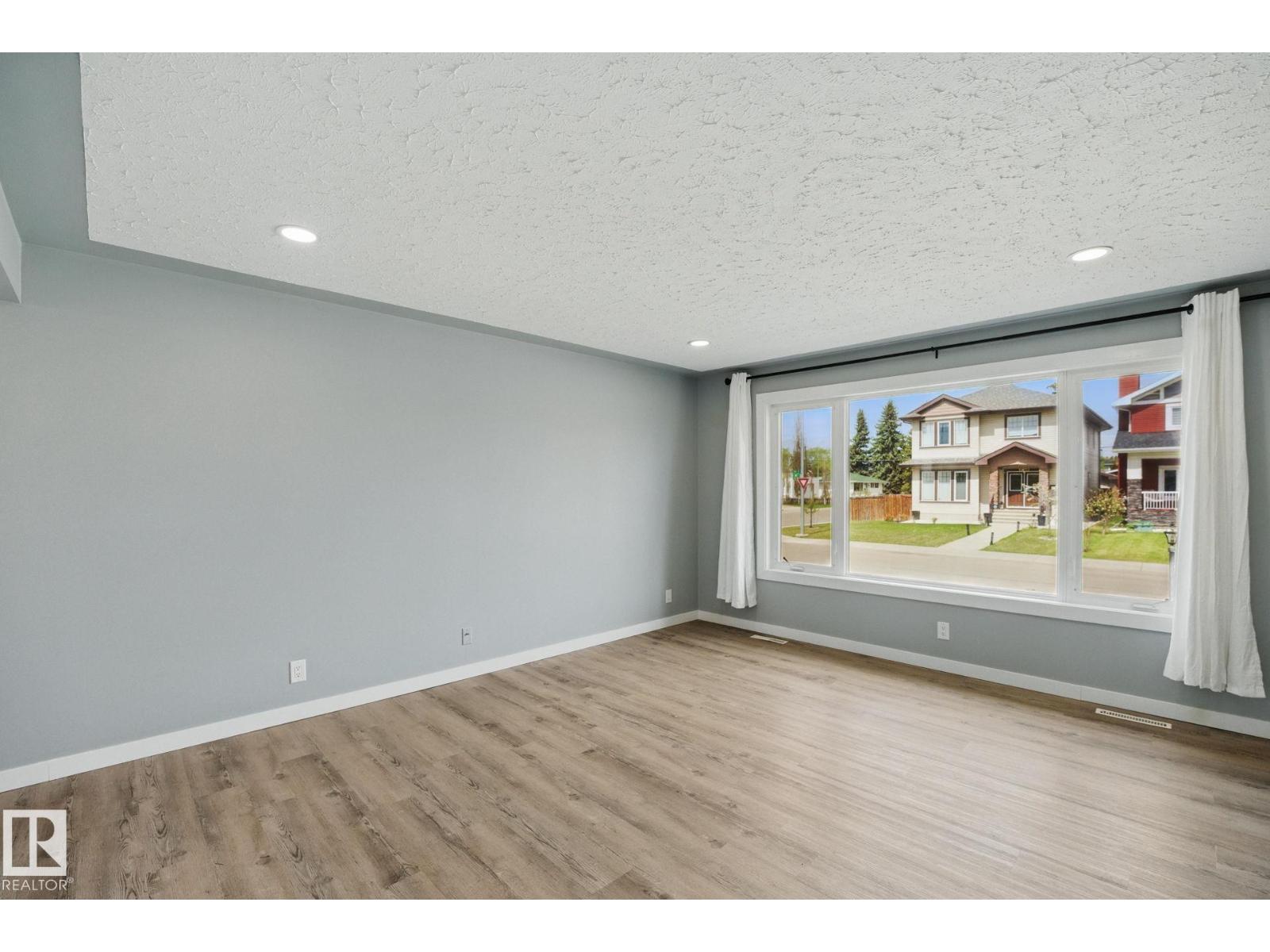 10407 136 Ave Nw, Edmonton, Alberta  T5E 1N2 - Photo 9 - E4462083