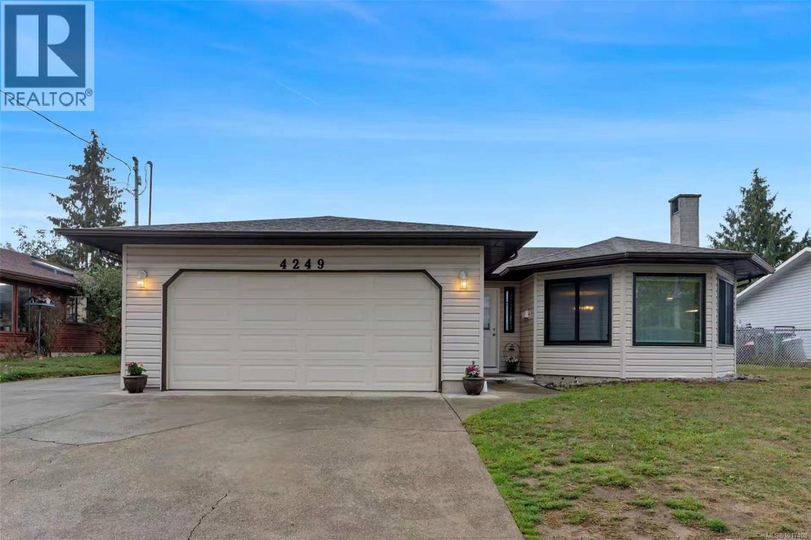 4249 Quadra St, Saanich, British Columbia