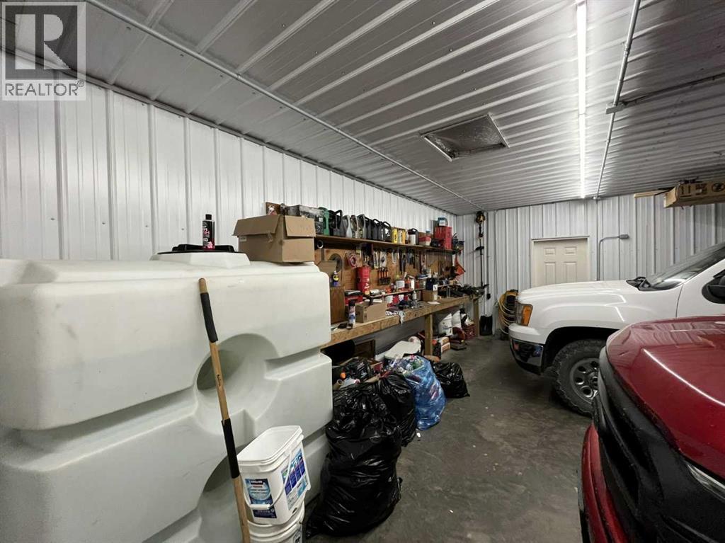 213039 162, Rosemary, Alberta  T0J 2W0 - Photo 34 - A2261132