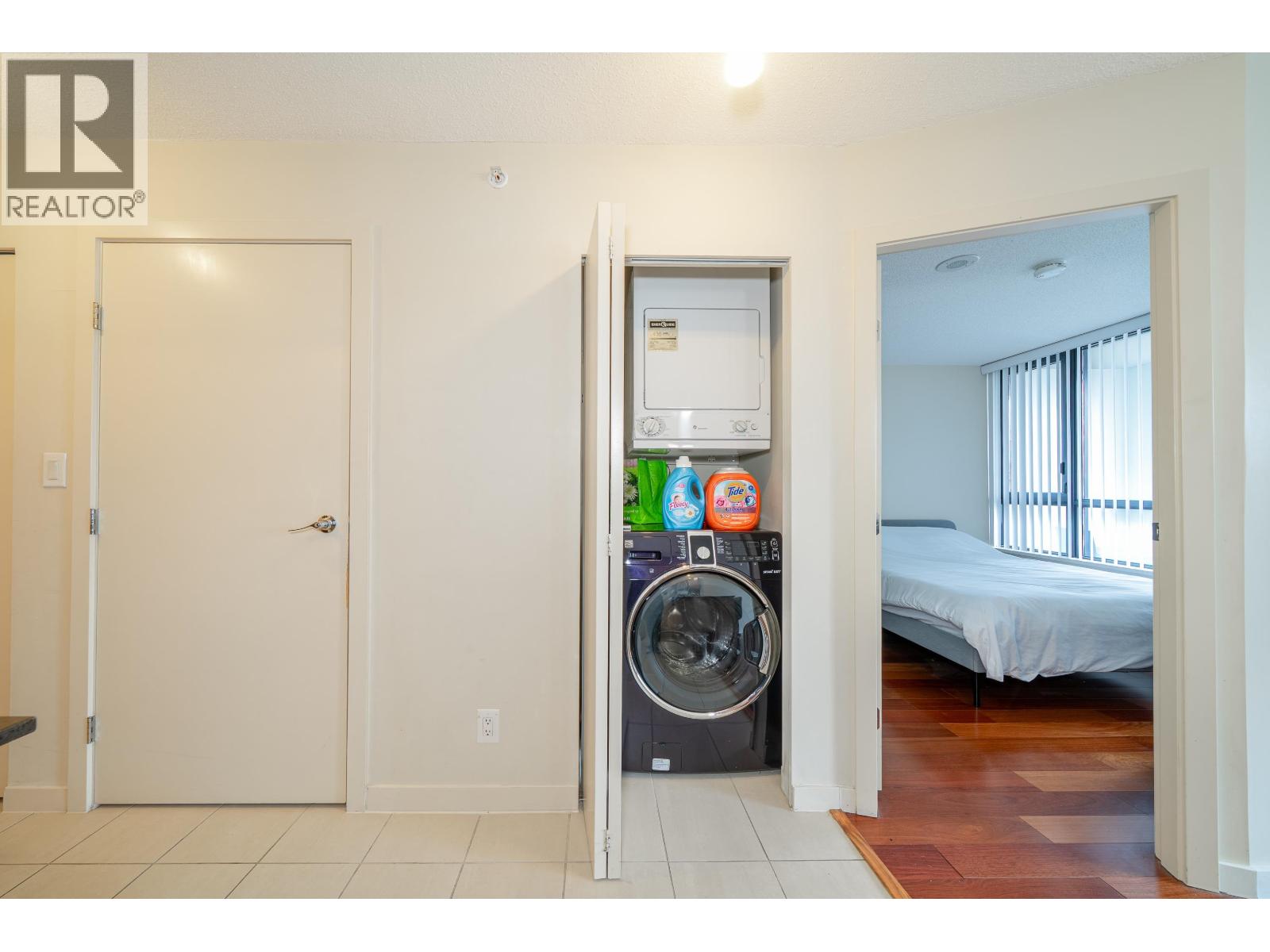 2105 909 Mainland Street, Vancouver, British Columbia  V6B 1S3 - Photo 7 - R3057943
