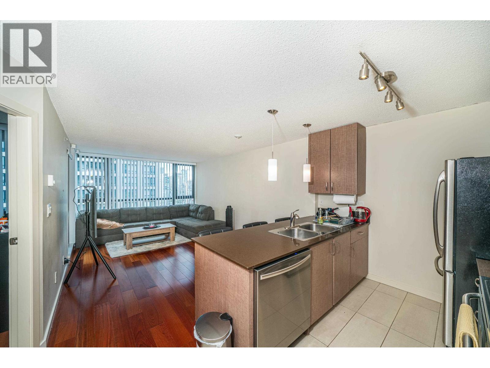 2105 909 Mainland Street, Vancouver, British Columbia  V6B 1S3 - Photo 12 - R3057943