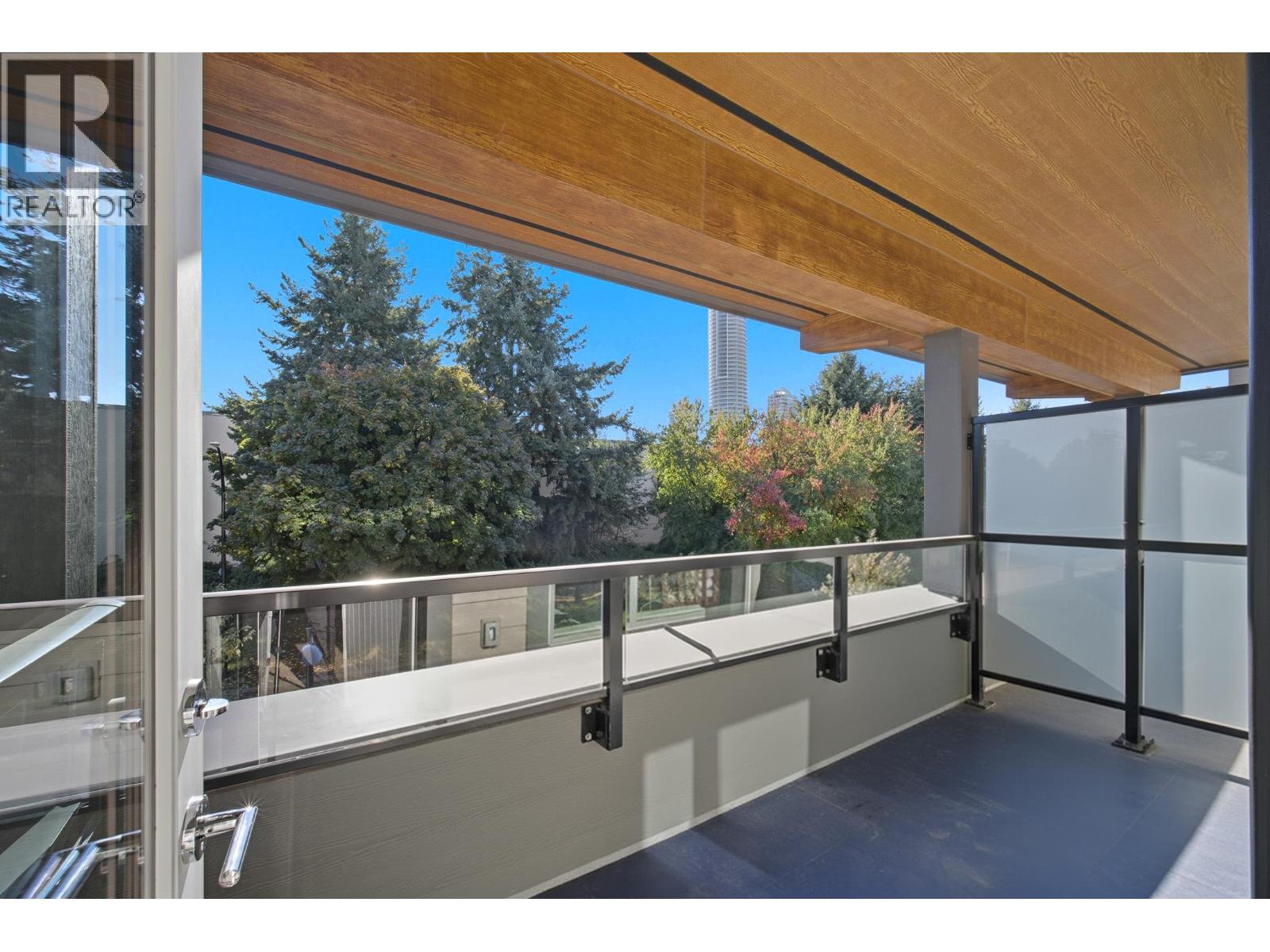 309 7588 16th Street, Burnaby, British Columbia  V3N 0H8 - Photo 36 - R3058396