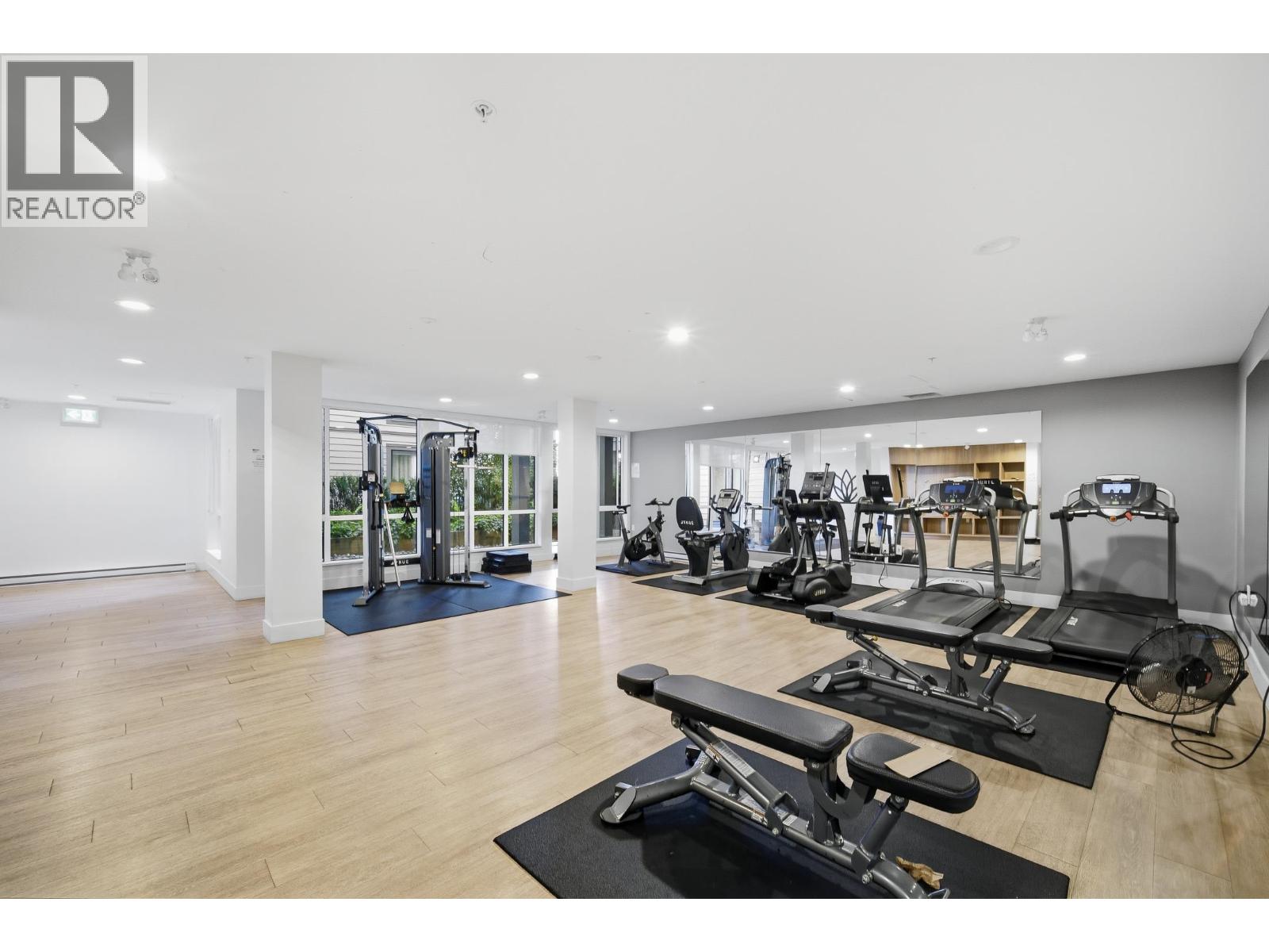 309 7588 16th Street, Burnaby, British Columbia  V3N 0H8 - Photo 38 - R3058396