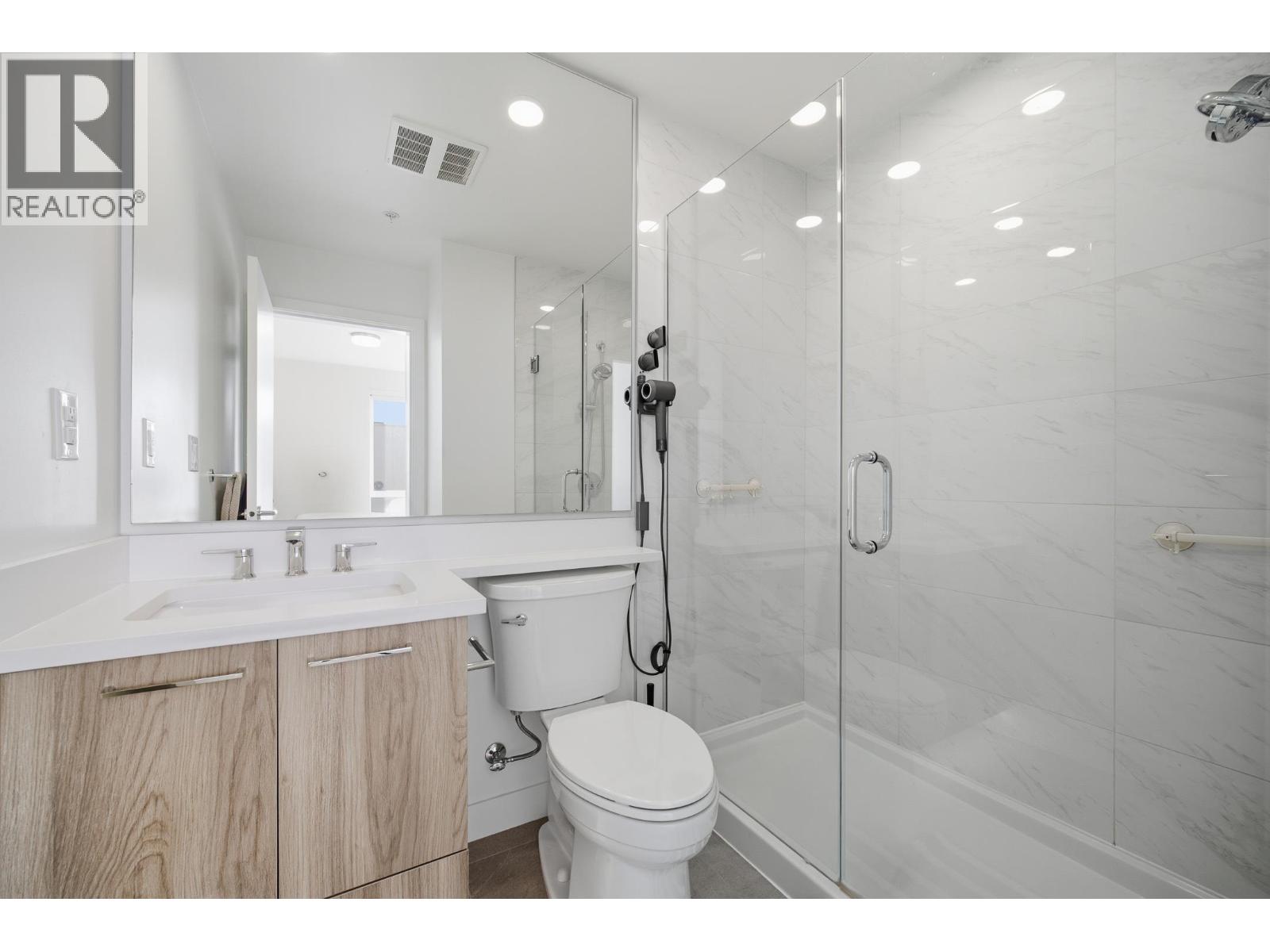 309 7588 16th Street, Burnaby, British Columbia  V3N 0H8 - Photo 20 - R3058396
