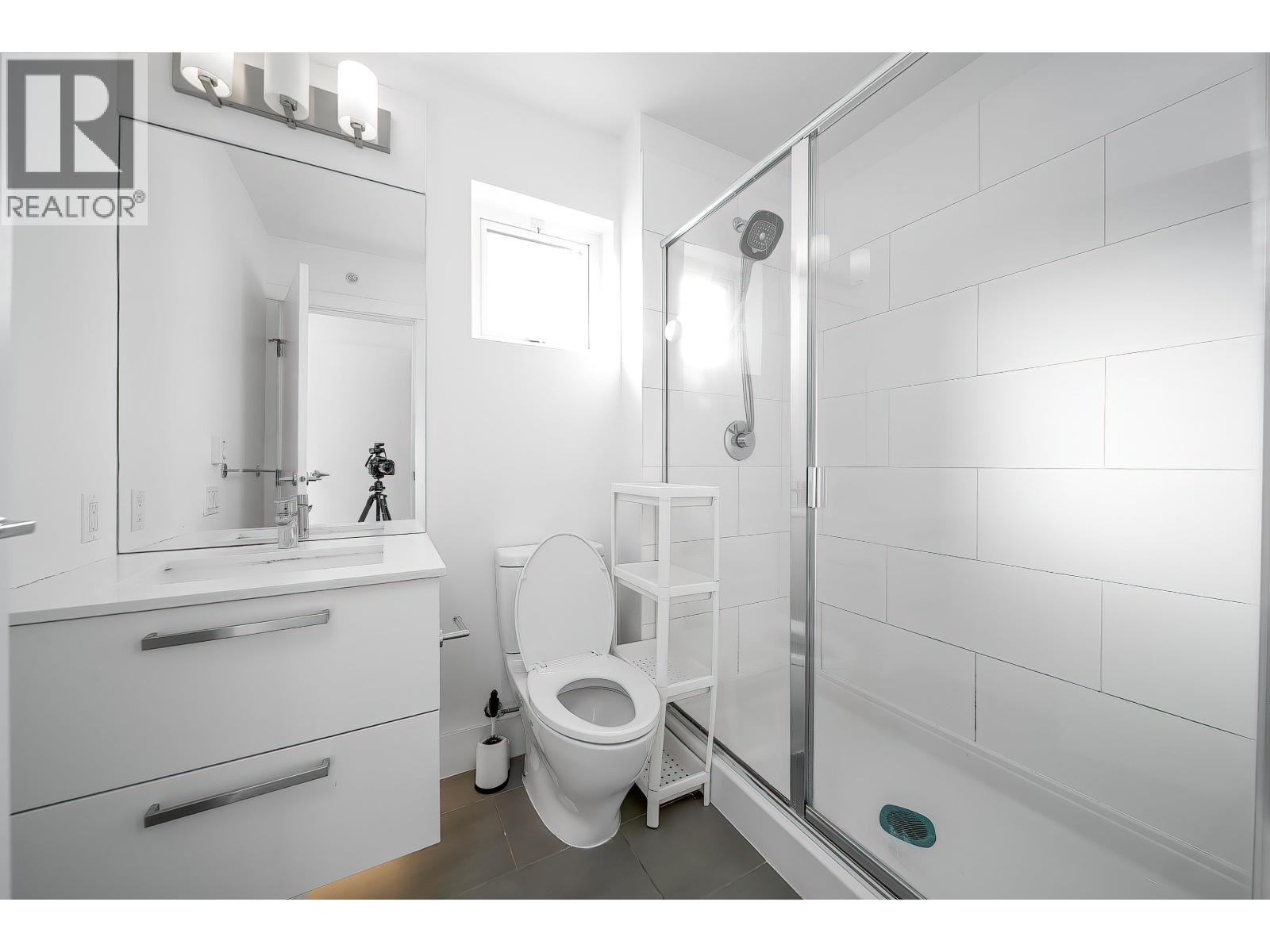 18 6868 Burlington Avenue, Burnaby, British Columbia  V5J 0G1 - Photo 14 - R3058440