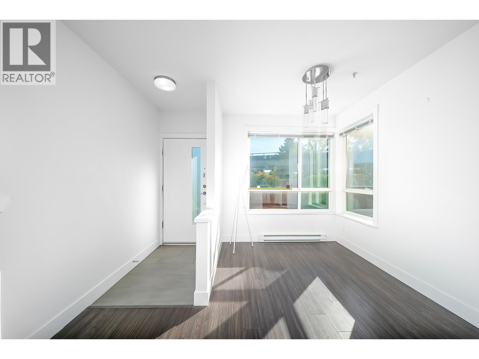 18 6868 Burlington Avenue, Burnaby, British Columbia  V5J 0G1 - Photo 4 - R3058440
