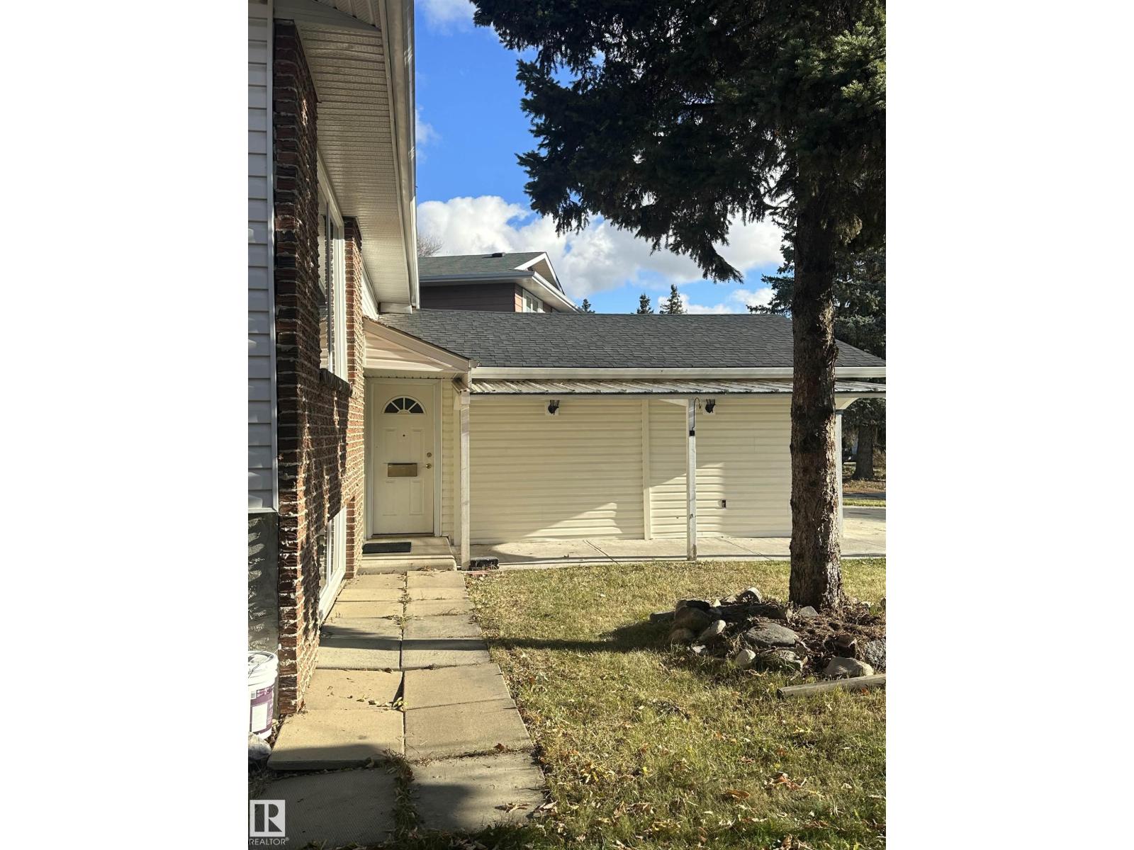 8524 174 St. St Nw, Edmonton, Alberta  T5T 2B9 - Photo 3 - E4462086