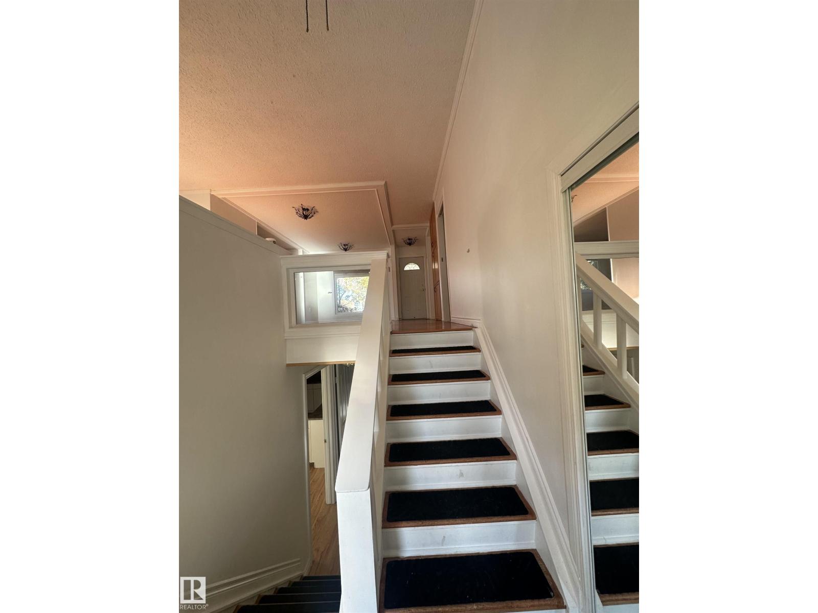 8524 174 St. St Nw, Edmonton, Alberta  T5T 2B9 - Photo 5 - E4462086