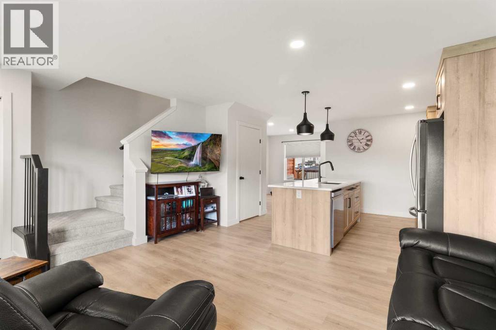 104 Memorial Parkway, Rural Red Deer County, Alberta  T4E 3C5 - Photo 6 - A2245025