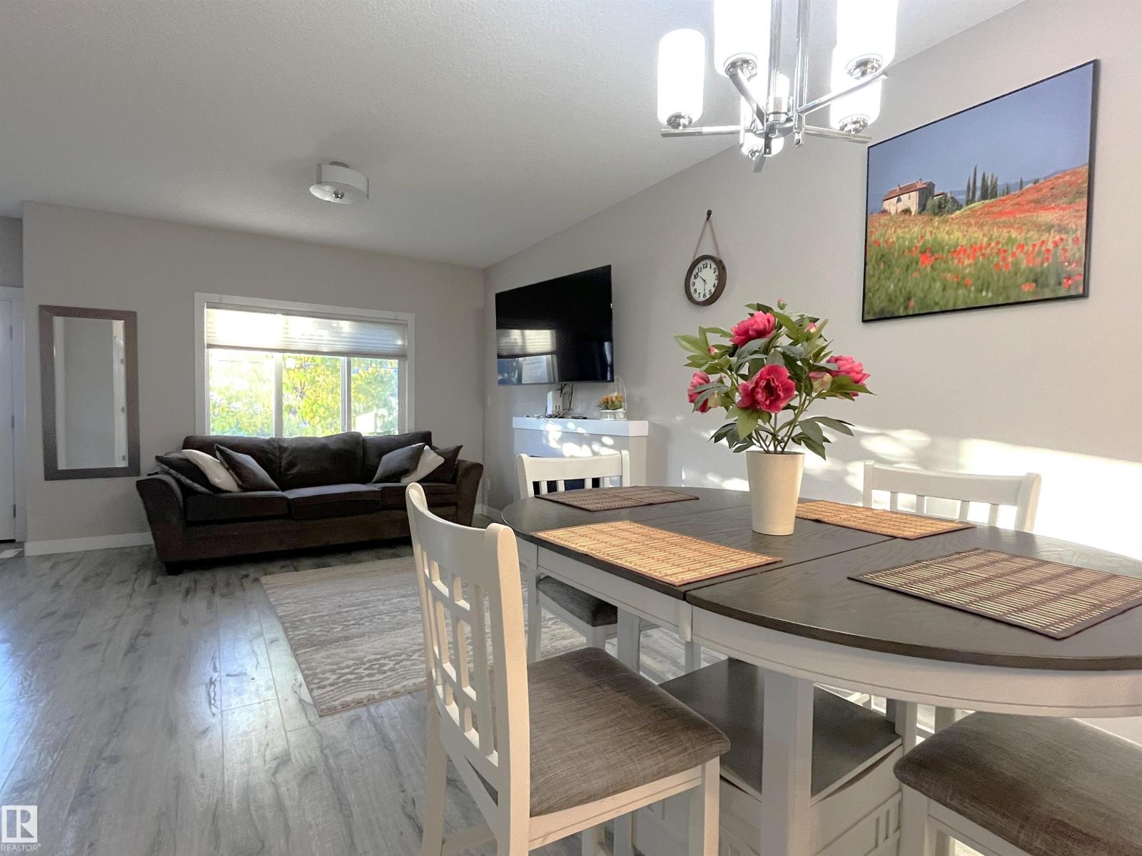 729 Berg Lo, Leduc, Alberta  T9E 1G8 - Photo 4 - E4462087