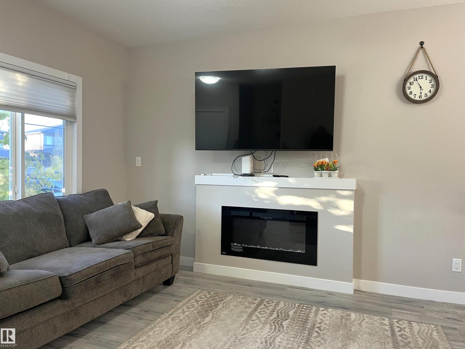 729 Berg Lo, Leduc, Alberta  T9E 1G8 - Photo 6 - E4462087