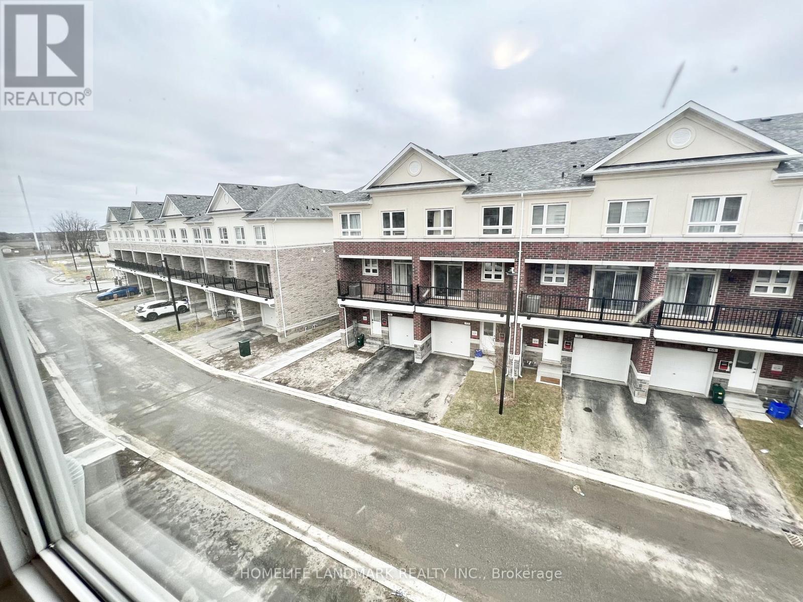 71 Massachusetts Lane, Markham, Ontario  L6E 2C1 - Photo 15 - N12435808