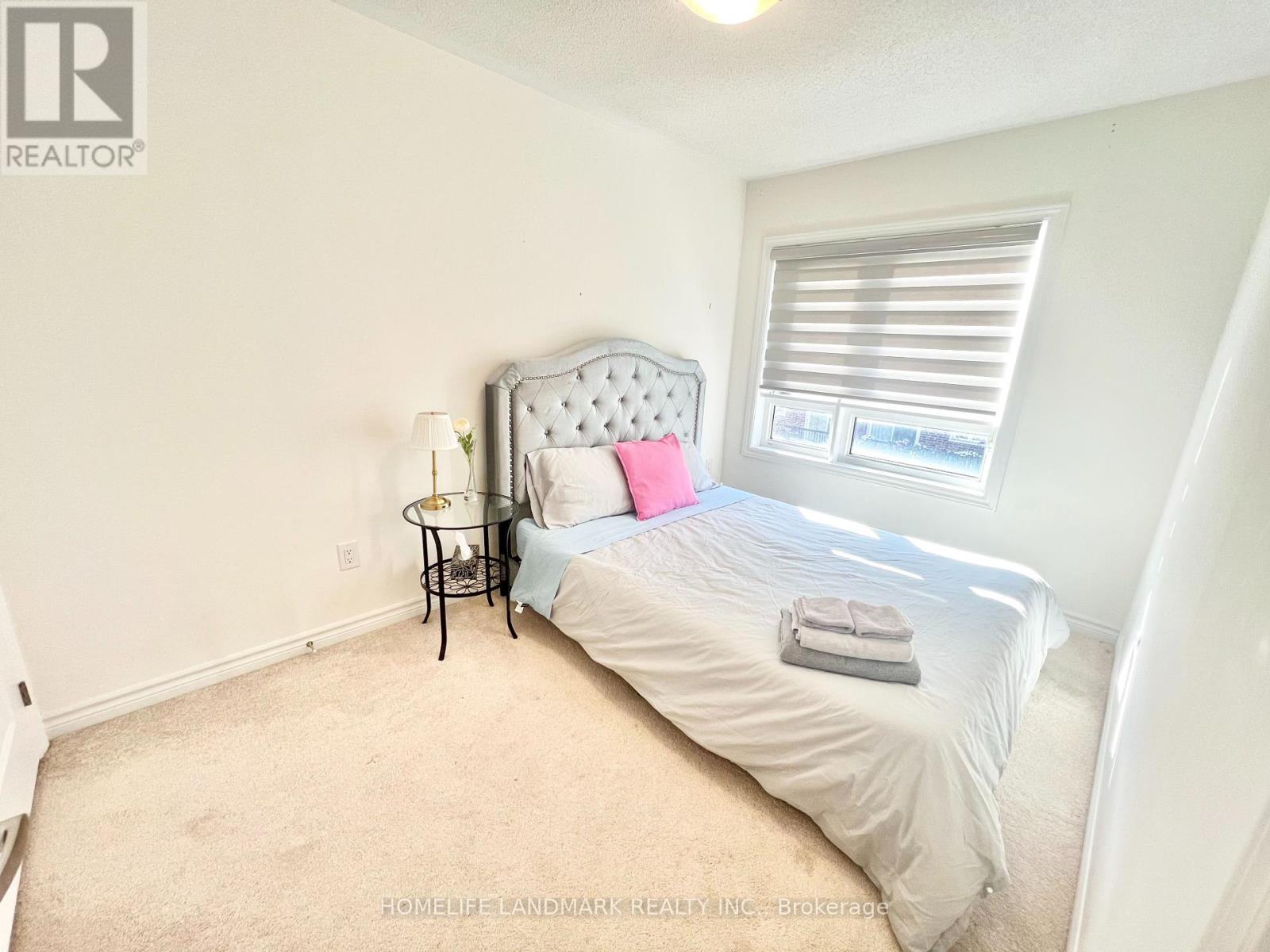 71 Massachusetts Lane, Markham, Ontario  L6E 2C1 - Photo 17 - N12435808
